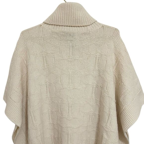 COACH NWT Ivory Signature Knit Turtleneck Wool Blend Poncho Sweater - Picture 8 of 16